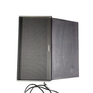 BOSE soundlink bluetooth wireless speaker-Older Version